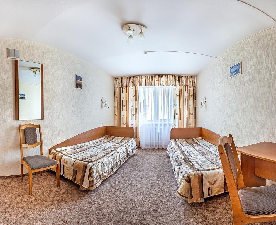 Sozh Hotel Gomel Eksteriør bilde